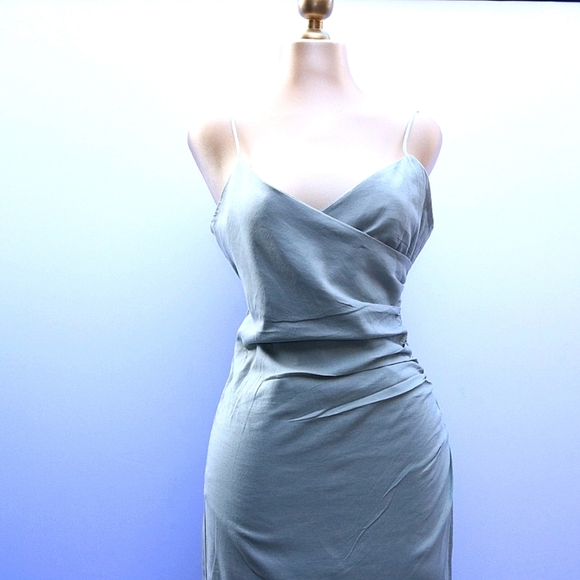 Beautiful Zara Midi dress in Sage Green, Perfect Spring Dress, Small - Picture 2 of 8